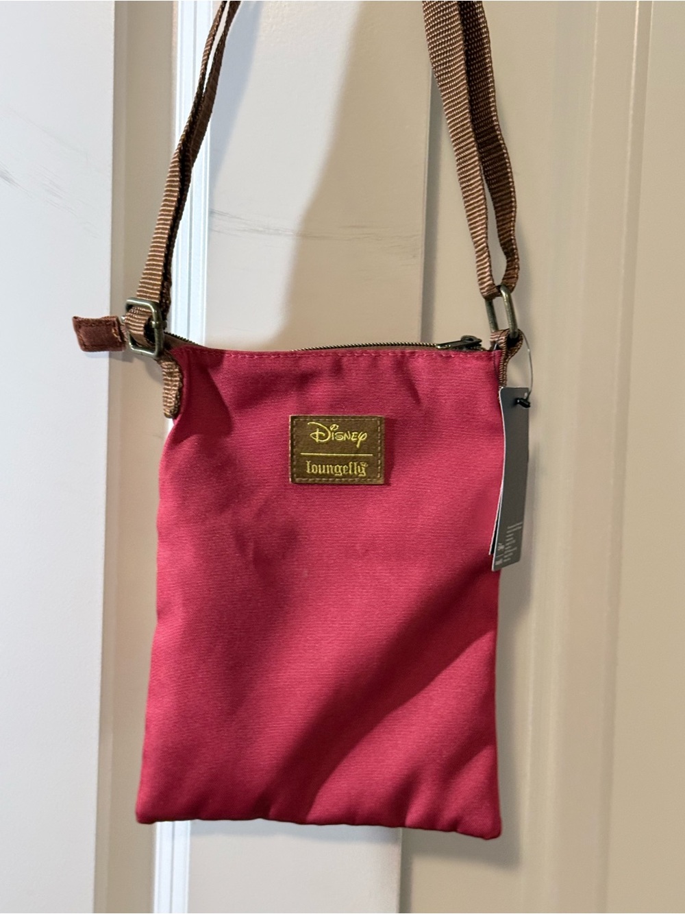 Loungefly Red & Yellow Winnie the Pooh Crossbody Bag - Picture 4 of 6